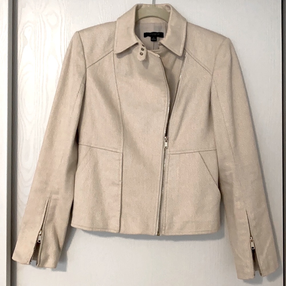 Ann Taylor jacket. Size 0